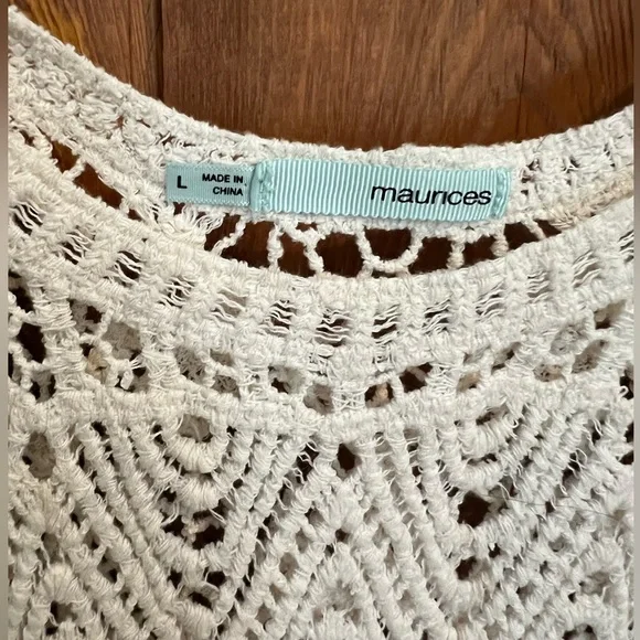 Beautiful Crochet Top M/L - Picture 3 of 3